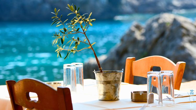 Jak Śródziemnomorski Styl Życia na Cyprze Może Pomóc Uczniom w Osiągnięciu Sukcesu